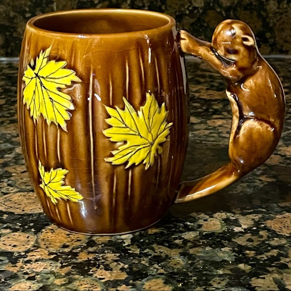 1950 Shafford Ceramic Squirrel Souvenir Mug - Picture 1 of 6